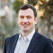 Peter Tomlin Headshot